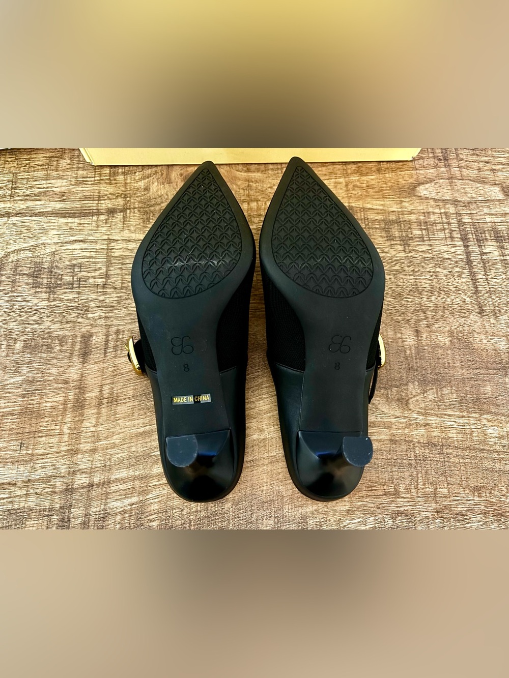 Brand new in box! Cosy Island GraceLithe Pointed Toe Heeled Mule - Picture 4 of 6